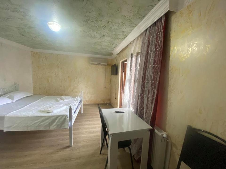 Elite Palace Plus Hotel Batumi Eksteriør bilde