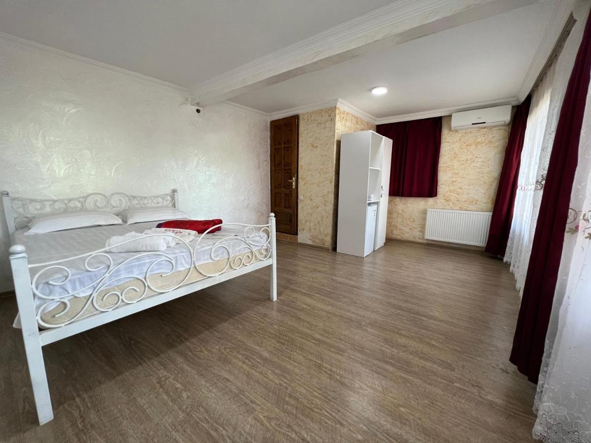 Elite Palace Plus Hotel Batumi Eksteriør bilde